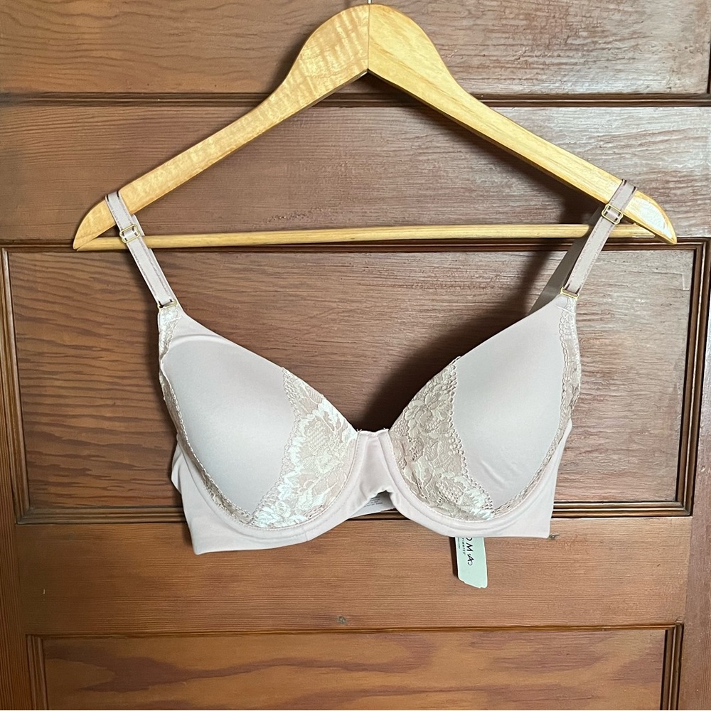 New soma 32DD bra. Never worn or tried on. Color Rose